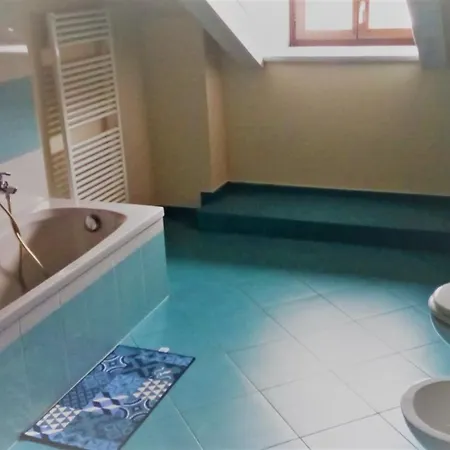 Gill's Loft Lägenhet *