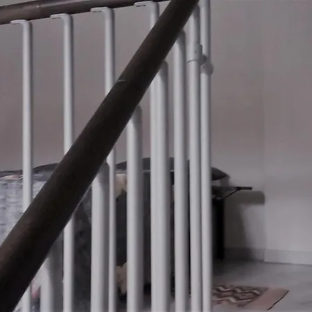 Gill's Loft Lägenhet Saluzzo