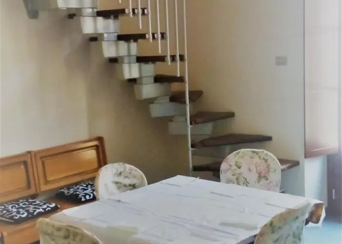 Gill's Loft Διαμέρισμα Saluzzo